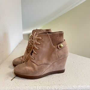 Michael Kors Women's Dark Khaki Carrigan Wedge Suede Bootie Boots‎ Shoes Size 7